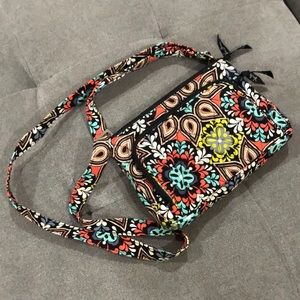 Vera Bradley. “Like new” beautiful floral purse.